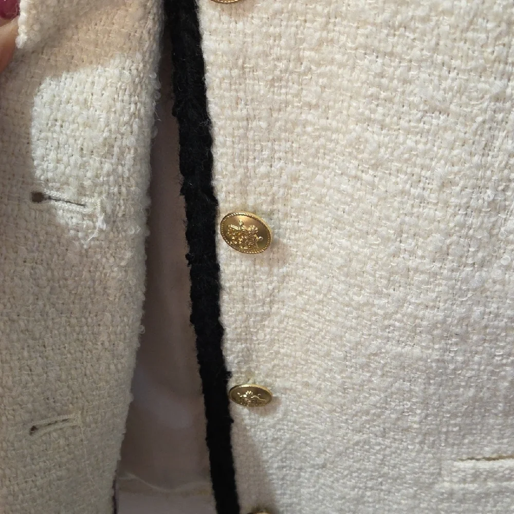 J. Crew White and Black Cropped Blazer with Textured Fabric - Picture 4 of 7